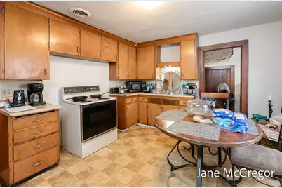 1350 Arthur Street, Muskegon, MI 49442 - Photo 7