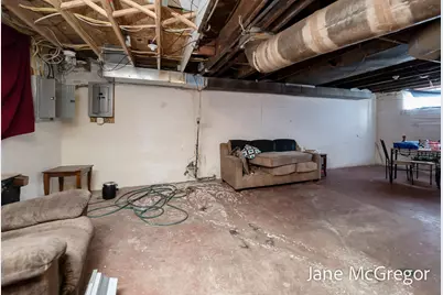 1350 Arthur Street, Muskegon, MI 49442 - Photo 33