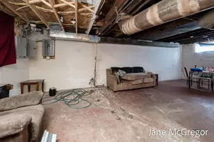 1350 Arthur St, Muskegon, MI 49442 - Photo 33