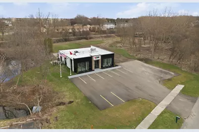 1675 Viewpond Drive SE, Kentwood, MI 49508 - Photo 7