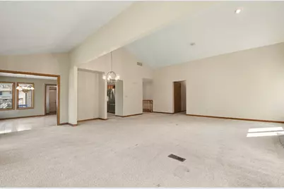 2345 Capilano Court SE, Grand Rapids, MI 49546 - Photo 9