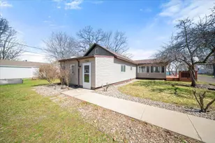 213 N Stewart St, Muskegon, MI 49442 - Photo 3