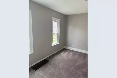 819 10th Street NW, Grand Rapids, MI 49504 - Photo 13