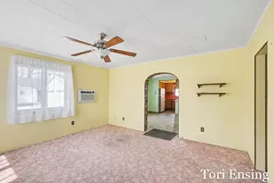 406 E North St, Greenville, MI 48838 - Photo 3