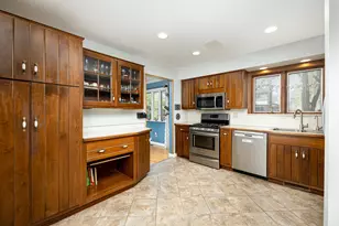 2626 Page Ct, Ann Arbor, MI 48104 - Photo 17