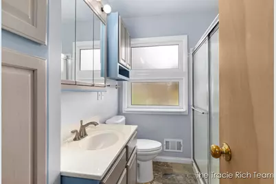 8121 S Youngman Road, Greenville, MI 48838 - Photo 17