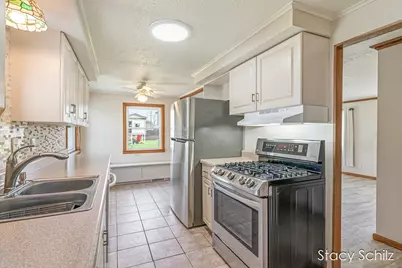 129 Sunset Drive, Dowling, MI 49050 - Photo 9