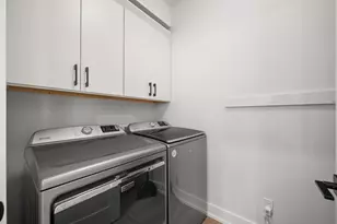 152 Mariners Cv, Saint Joseph, MI 49085 - Photo 11