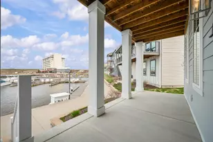 152 Mariners Cv, Saint Joseph, MI 49085 - Photo 5