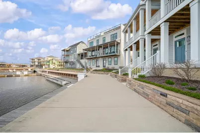 152 Mariners Cove, Saint Joseph, MI 49085 - Photo 3