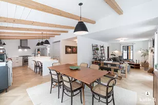 1041 Cambridge Dr SE, East Grand Rapids, MI 49506 - Photo 15