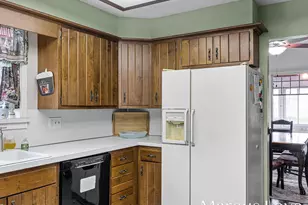 318 Sanborn Ave, Big Rapids, MI 49307 - Photo 11