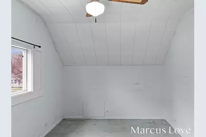 318 Sanborn Avenue, Big Rapids, MI 49307 - Photo 19