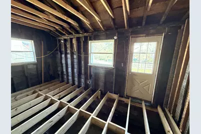 822 Vine Street, Manistee, MI 49660 - Photo 17