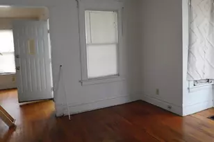 926 Cottage Ave, Kalamazoo, MI 49001 - Photo 5