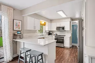 227 Ann St, Coopersville, MI 49404 - Photo 7