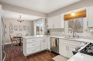 227 Ann St, Coopersville, MI 49404 - Photo 9