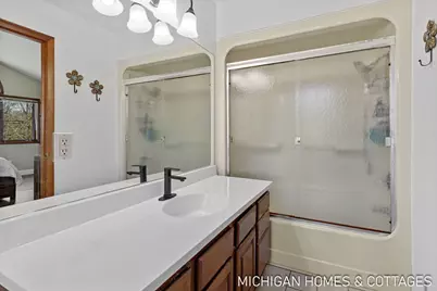 1661 68th Street, Fennville, MI 49408 - Photo 15