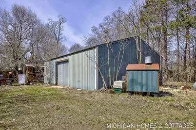 1661 68th Street, Fennville, MI 49408 - Photo 27