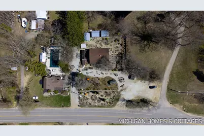 1661 68th Street, Fennville, MI 49408 - Photo 7