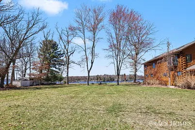 5423 Front Street, Newaygo, MI 49337 - Photo 13