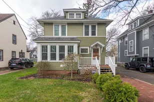 2412 Glenwood Dr, Kalamazoo, MI 49008 - Photo 1