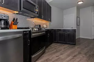 2412 Glenwood Dr, Kalamazoo, MI 49008 - Photo 5