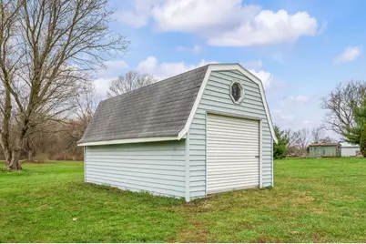 13690 Cleveland Avenue, Buchanan, MI 49107 - Photo 39