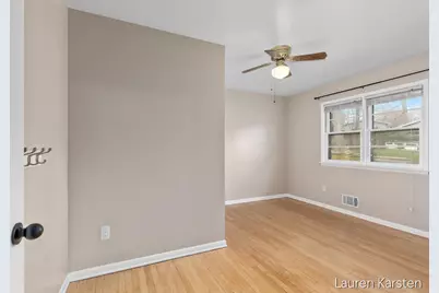 5520 Greenboro Drive SE, Grand Rapids, MI 49508 - Photo 11