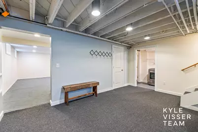 1543 Edgewood Avenue SE, East Grand Rapids, MI 49506 - Photo 37