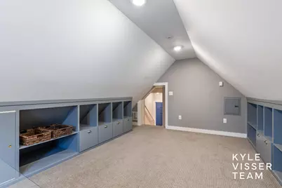 1543 Edgewood Avenue SE, East Grand Rapids, MI 49506 - Photo 33