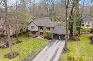 238 Foxdown Rd, Holland, MI 49424 - Photo 11