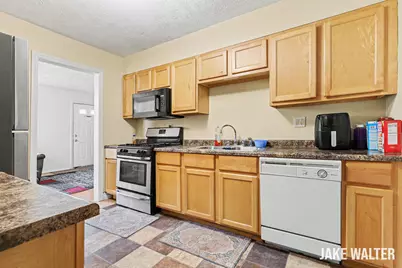 3220 Hillcroft Avenue SW, Wyoming, MI 49548 - Photo 5