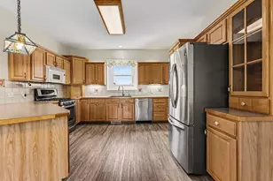 27580 Manchester Cir, Paw Paw, MI 49079 - Photo 5