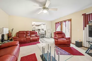 5790 Sandy Cove Dr, Kalamazoo, MI 49048 - Photo 9