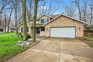5790 Sandy Cove Dr, Kalamazoo, MI 49048 - Photo 3