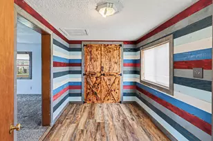 55530 Bucknell Ln, Mendon, MI 49072 - Photo 5