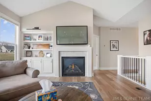 8367 Bauer Rdg Ave, Jenison, MI 49428 - Photo 7