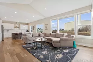 8367 Bauer Rdg Ave, Jenison, MI 49428 - Photo 17