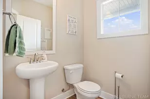 8367 Bauer Rdg Ave, Jenison, MI 49428 - Photo 25