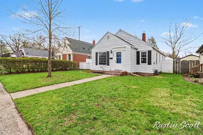 1042 Hazen Street SE, Grand Rapids, MI 49507 - Photo 3