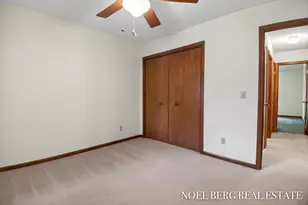 536 Tournament Cir, Norton Shores, MI 49444 - Photo 17