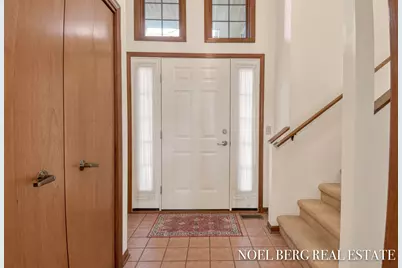 536 Tournament Circle #9, Norton Shores, MI 49444 - Photo 5