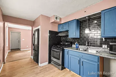 905 Dickinson Street SE, Grand Rapids, MI 49507 - Photo 3