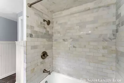 15008 Lakeshore Drive, Grand Haven, MI 49417 - Photo 33