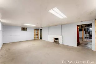 15008 Lakeshore Dr, Grand Haven, MI 49417 - Photo 43