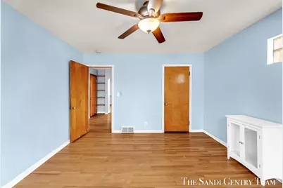 15008 Lakeshore Drive, Grand Haven, MI 49417 - Photo 13