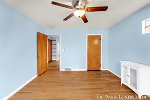 15008 Lakeshore Dr, Grand Haven, MI 49417 - Photo 13
