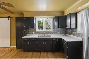 311 E Pine St, Edmore, MI 48829 - Photo 13