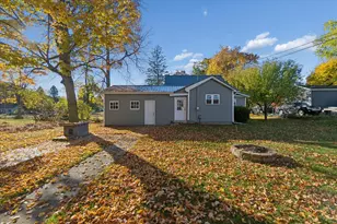 311 E Pine St, Edmore, MI 48829 - Photo 31